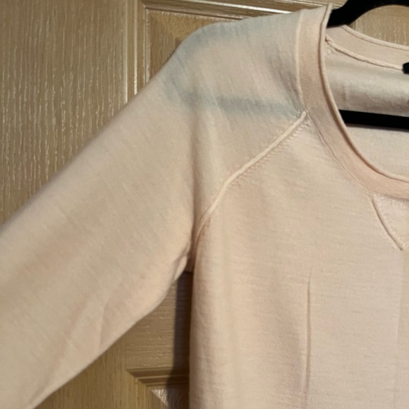 J Crew Women's Merino Wool Light Pink Sweater - Picture 3 of 7